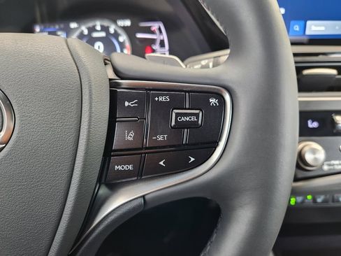 Certified 2025 Lexus ES 350 w/ Premium Package FWD image 29
