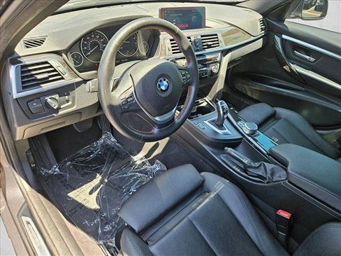 Used 2018 BMW 330i xDrive Sedan AWD/4WD image 10