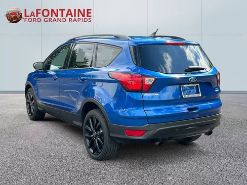 Used 2019 Ford Escape SE AWD/4WD image 5