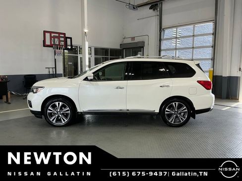 Used 2020 Nissan Pathfinder Platinum w/ Cargo Package AWD/4WD image 28