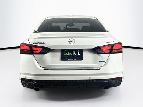 Used 2023 Nissan Altima 2.5 SR AWD/4WD image 7