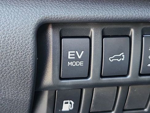 New 2026 Subaru Forester Premium image 16