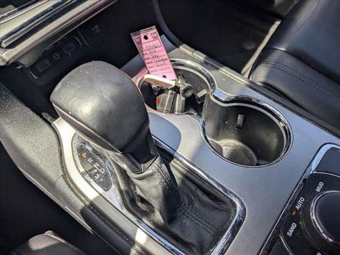 Used 2018 Jeep Grand Cherokee Limited AWD/4WD image 10