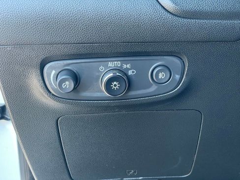 Used 2023 Buick Encore GX Essence w/ Experience Buick Package AWD/4WD image 12