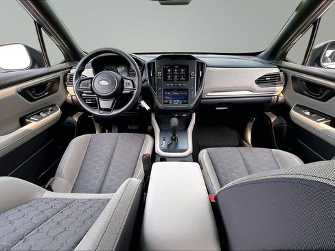 Certified 2025 Subaru Forester AWD/4WD image 14