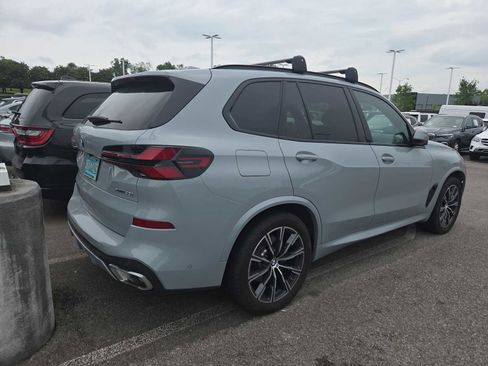 Used 2025 BMW X5 xDrive40i w/ M Sport Package AWD/4WD image 6