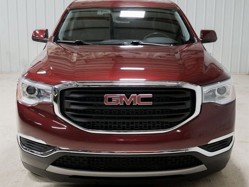 Used 2018 GMC Acadia SLE w/ LPO, Floor Liner Package image 10