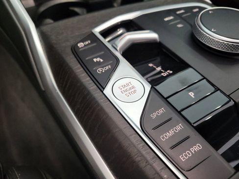 Used 2024 BMW 430i Convertible image 19