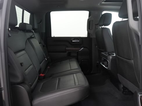 Used 2020 GMC Sierra 3500 Denali w/ Denali Ultimate Package image 12