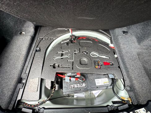 Used 2005 BMW 645Ci Coupe image 21