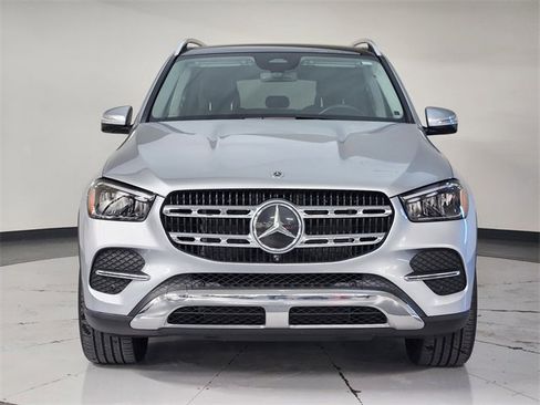 Used 2024 Mercedes-Benz GLE 350 4MATIC w/ Winter Package image 9