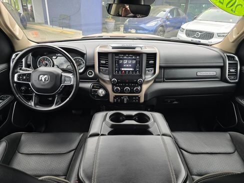 Used 2021 RAM 1500 Laramie AWD/4WD image 18