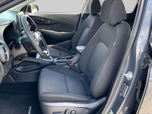 Used 2023 Hyundai Kona SEL FWD image 8