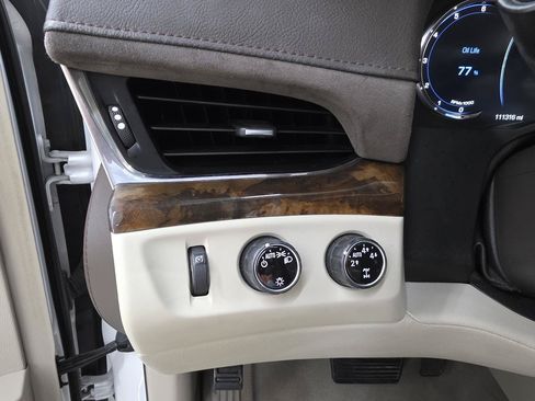 Used 2016 Cadillac Escalade 4WD image 37