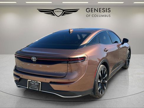 Used 2026 Toyota Crown Platinum image 5