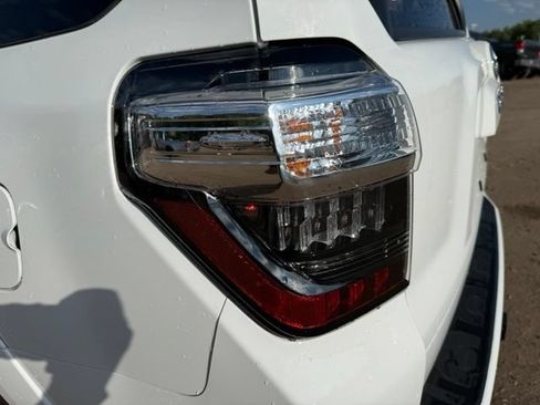 Used 2023 Toyota 4Runner SR5 Premium w/ SR5 Premium Package AWD/4WD image 13