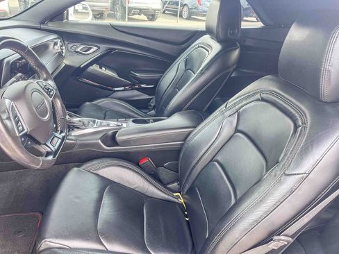 Used 2018 Chevrolet Camaro SS w/ LPO, Ground Effects Package image 10