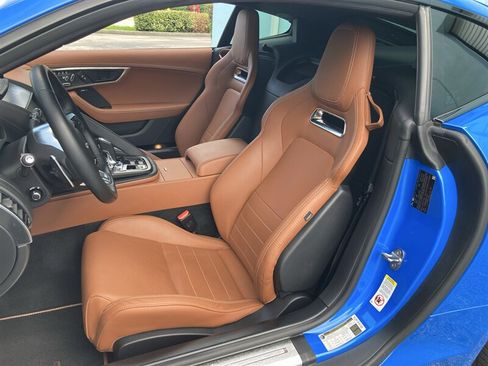 Used 2019 Jaguar F-TYPE R AWD/4WD image 15