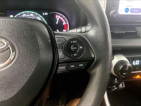 Certified 2024 Toyota RAV4 XLE image 23