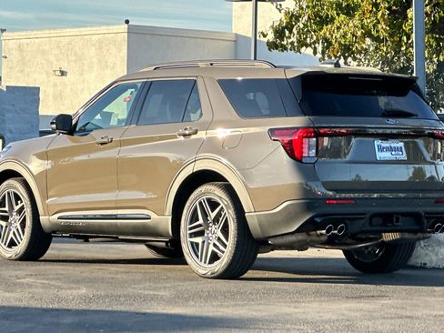 New 2026 Ford Explorer ST image 6
