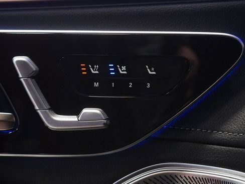 Used 2026 Mercedes-Benz EQS 550 4MATIC SUV image 30