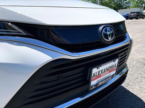 Used 2022 Toyota Venza XLE AWD/4WD image 28