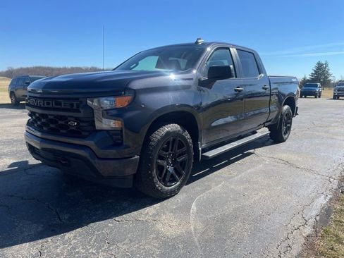 Used 2023 Chevrolet Silverado 1500 Custom w/ LPO, Dark Essentials Package image 7