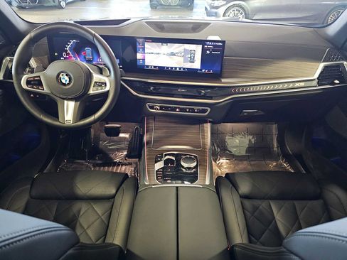 Used 2026 BMW X5 xDrive40i w/ M Sport Package AWD/4WD image 10