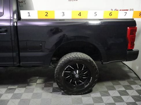Used 2019 Ford F250 XLT w/ XLT Premium Package AWD/4WD image 15