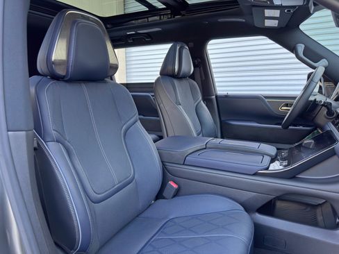 Used 2026 INFINITI QX80 4WD image 39