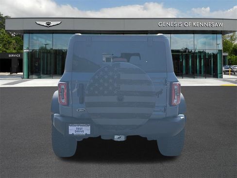 Used 2023 Ford Bronco Wildtrak image 6