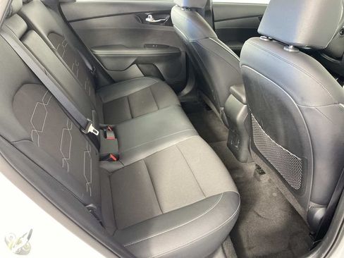Used 2024 Kia Forte GT-Line FWD image 12