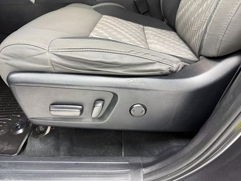 Used 2021 Toyota Tundra SR5 image 27