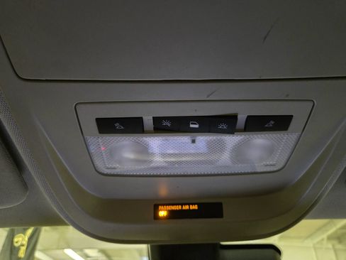 Used 2020 Chevrolet Colorado LT w/ Safety Package image 31