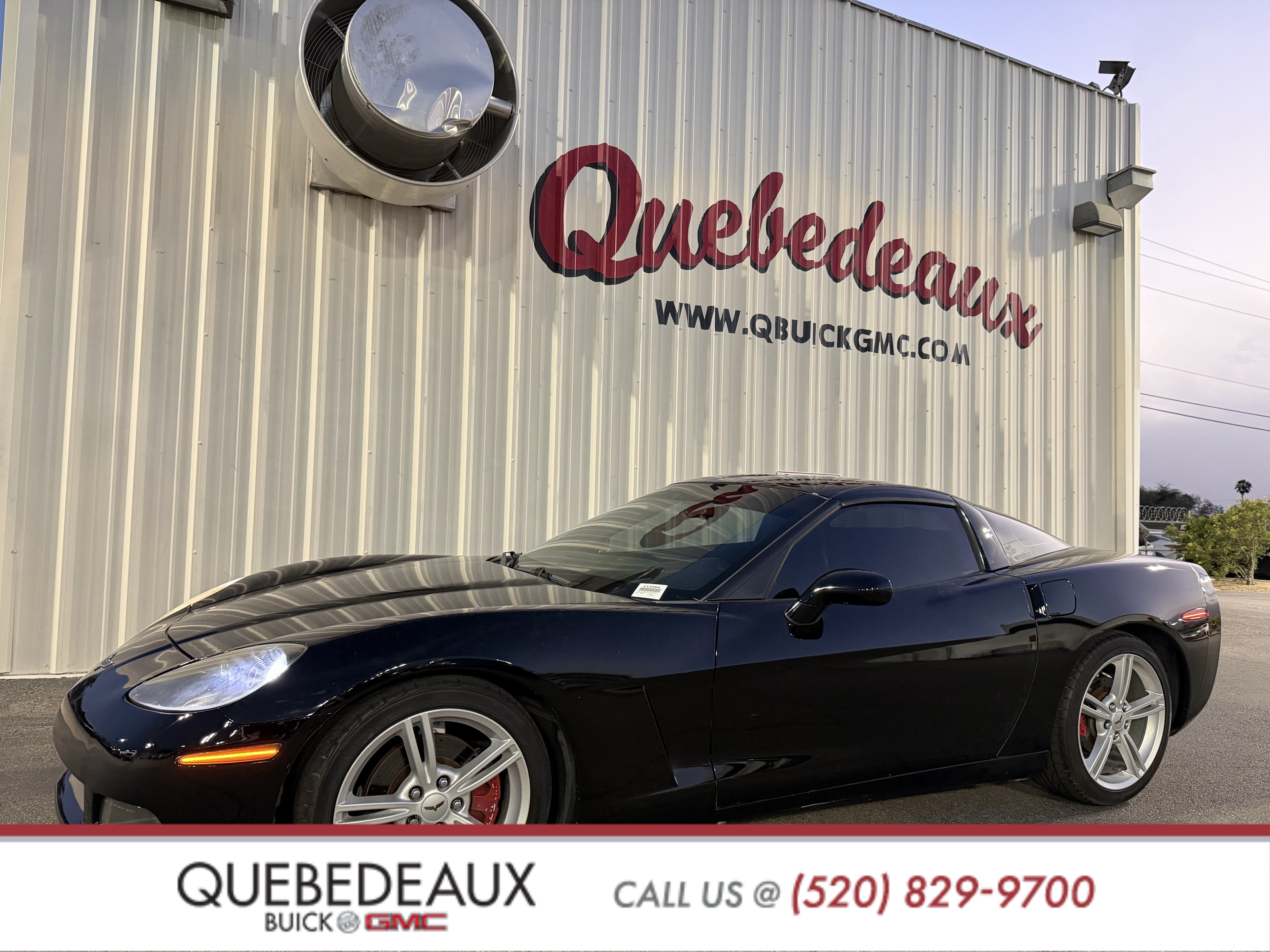Used 2008 Chevrolet Corvette Coupe RWD image 2