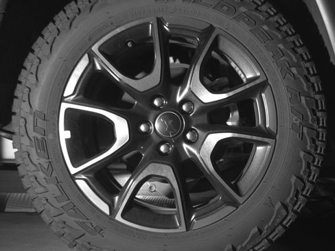 Used 2025 Jeep Compass Trailhawk image 15