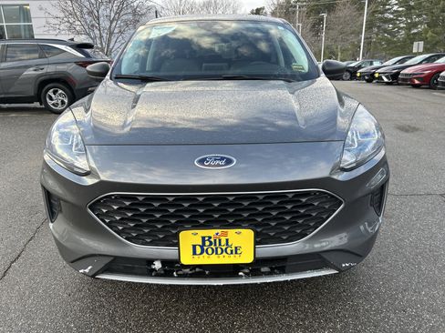 Used 2022 Ford Escape SE w/ Convenience Package image 2