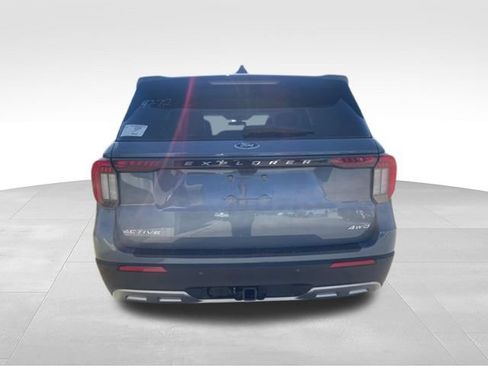 New 2026 Ford Explorer Active w/ Active Comfort Package AWD/4WD image 13