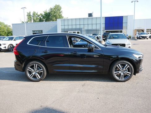 Used 2021 Volvo XC60 T5 Momentum w/ Premium Package AWD/4WD image 8