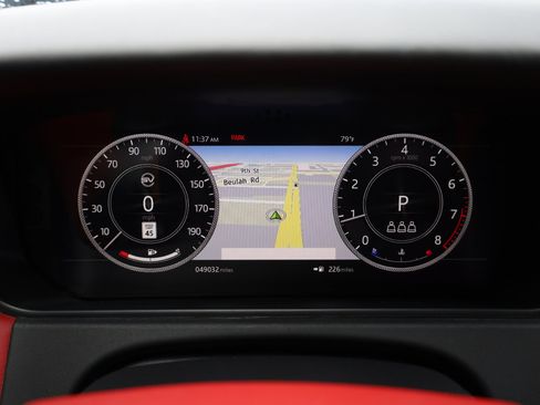 Used 2020 Land Rover Range Rover Velar SV Autobiography Dynamic image 9