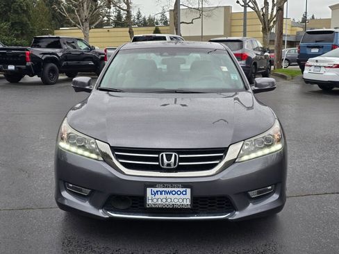 Used 2013 Honda Accord Touring image 14