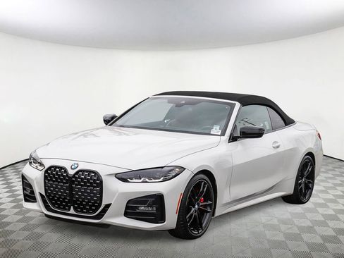 Used 2024 BMW 430i Convertible w/ M Sport Package image 3