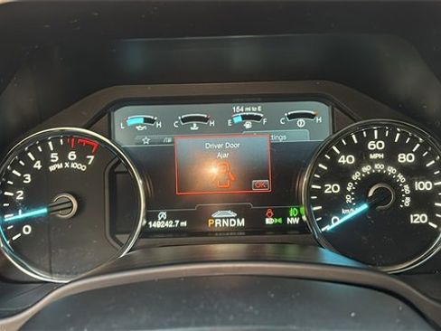 Used 2020 Ford F150 Lariat w/ Equipment Group 502A Luxury image 14