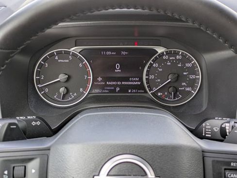 Used 2025 Nissan Rogue SV image 17