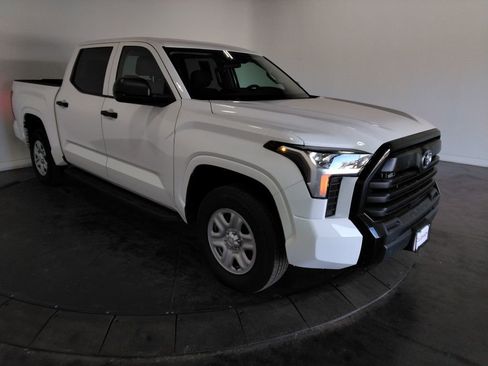 Used 2024 Toyota Tundra SR w/ SR Tow Package AWD/4WD image 8