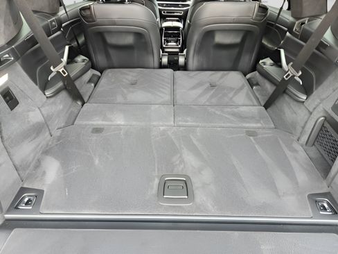 Certified 2025 BMW X7 M60i AWD/4WD image 27