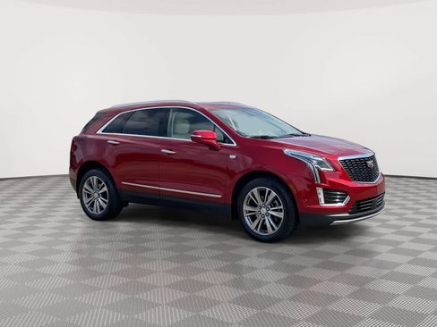 Certified 2024 Cadillac XT5 Premium Luxury w/ Technology Package AWD/4WD image 2