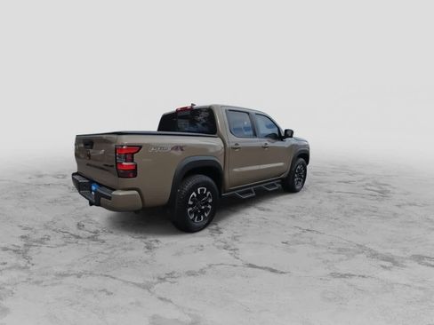 Used 2023 Nissan Frontier PRO-4X w/ Pro Convenience Package image 8