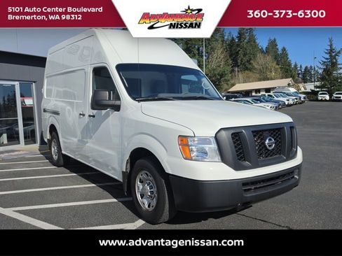 Used 2017 Nissan NV 2500 S RWD image 7