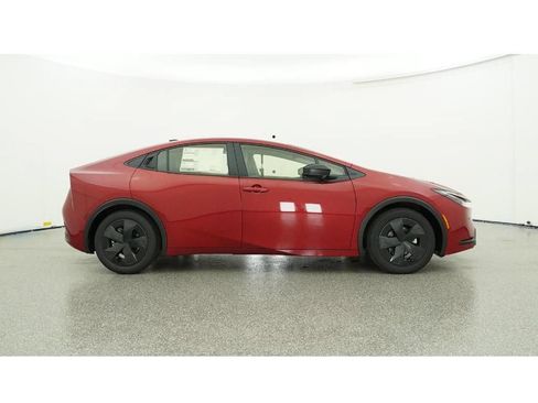 New 2026 Toyota Prius LE FWD image 27